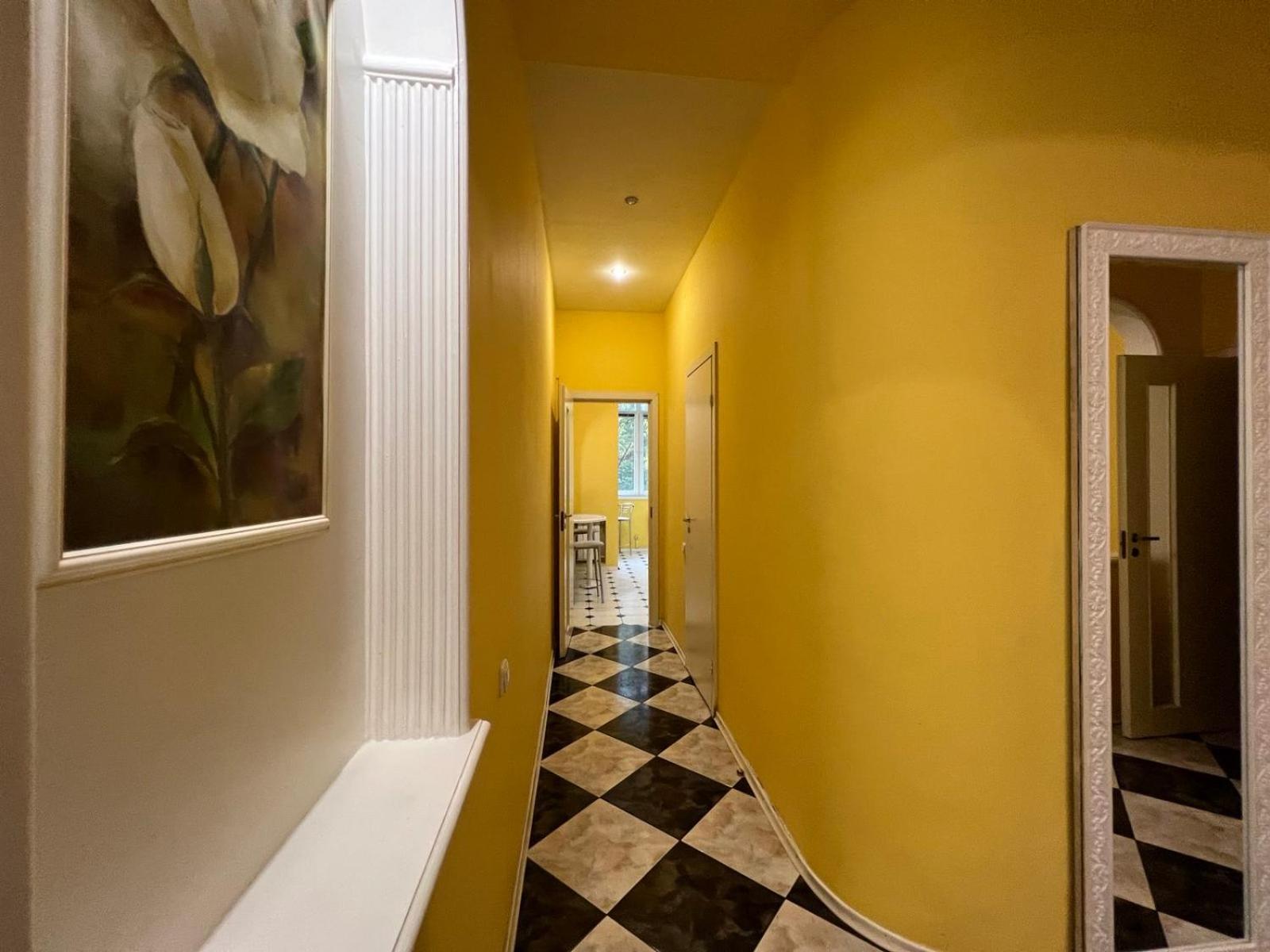 Apartment Near Gulliver Kijev Kültér fotó