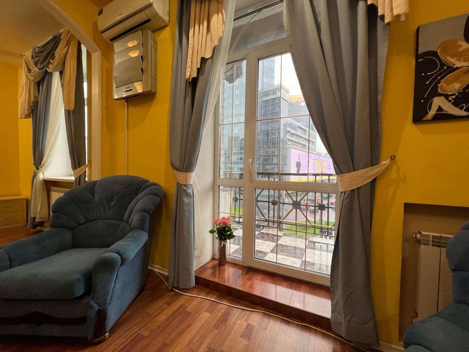 Apartment Near Gulliver Kijev Kültér fotó